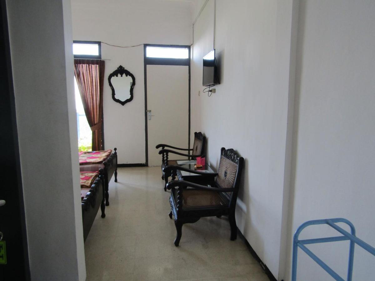 Hotel Pantes Sarangan Luaran gambar