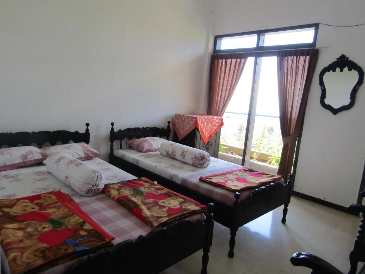 Hotel Pantes Sarangan Luaran gambar