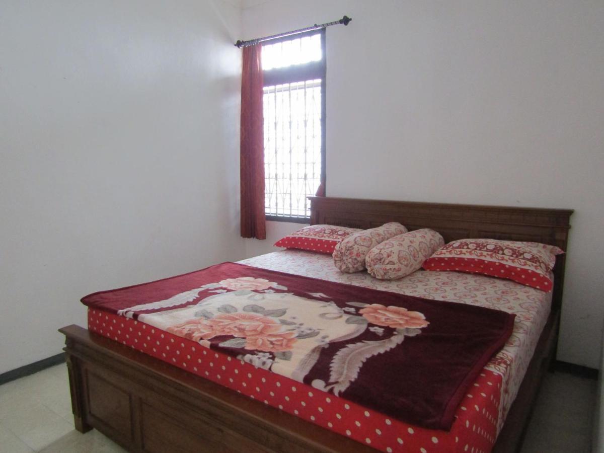 Hotel Pantes Sarangan Luaran gambar